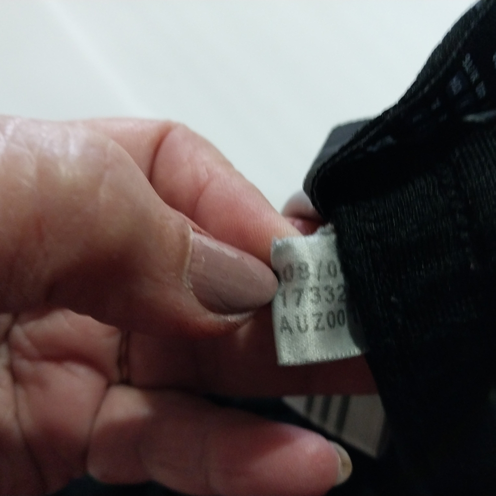 Adidas Men's Vintage Size XL  Navy Blue Athletic Shorts - Picture 10 of 13